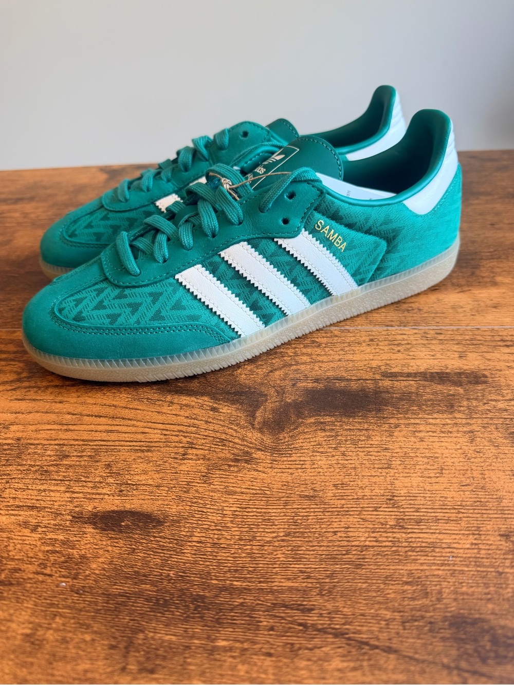 Adidas Samba Women’s Shoes in Green/White 8W